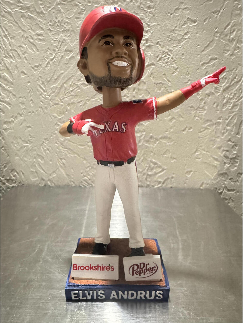 2018 Elvis Andrus Texas Rangers Bobblehead Collector's Edition - Picture 2 of 6